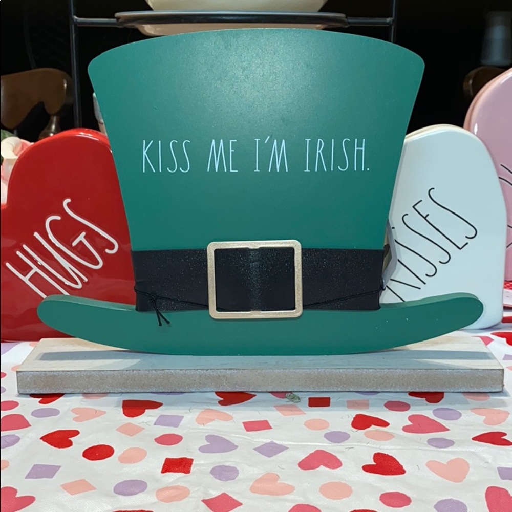 Rae Dunn St. Patrick’s Decor KISS❤️ME IM☘️IRISH🍀
